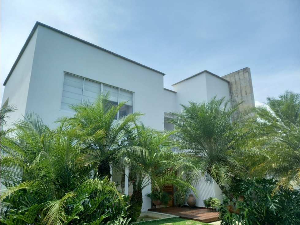 Casa de 3 alcobas en venta en Ciudad Jardin, Cali, 481 m² · foto 3 de 24