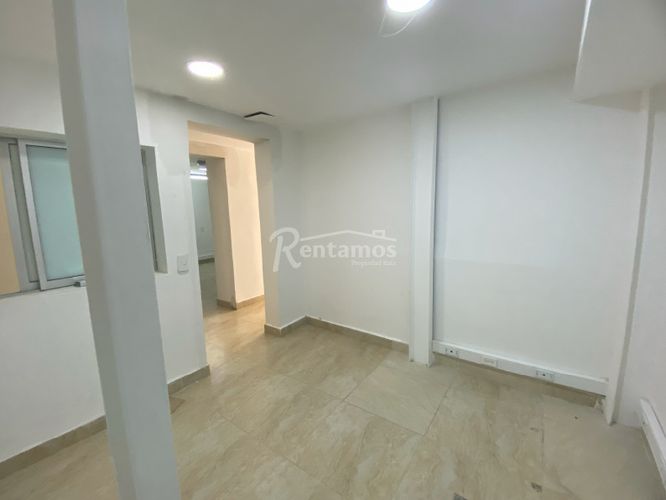 Oficina en arriendo en El Poblado, Medellín, 200 m² · foto 15 de 24