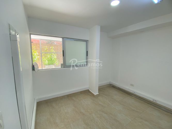 Oficina en arriendo en El Poblado, Medellín, 200 m² · foto 17 de 24