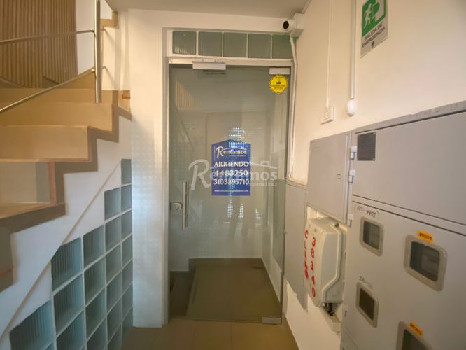 Oficina en arriendo en El Poblado, Medellín, 200 m² · foto 24 de 24