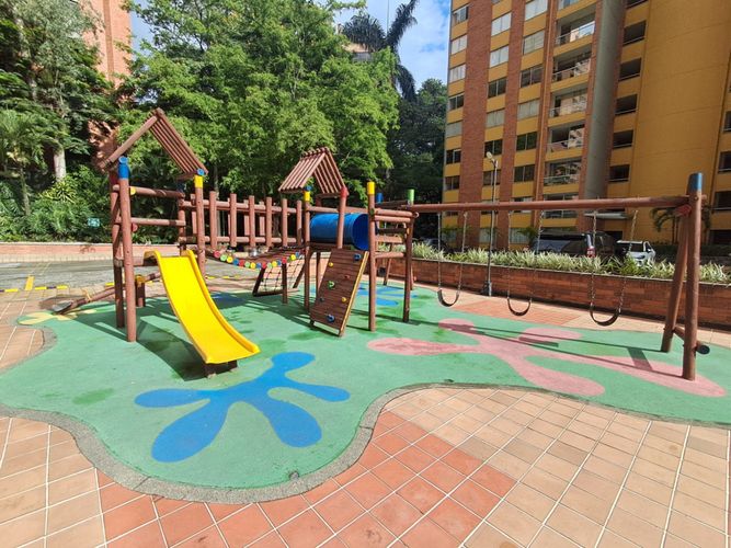 Apartamento de 1 alcoba en venta en La Aguacatala, Medellín, 44 m² · foto 18 de 21