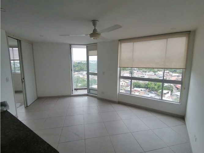 Apartamento de 2 alcobas en venta en Prado Alto, Neiva, 65 m² · foto 2 de 14