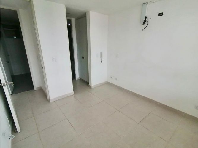 Apartamento de 2 alcobas en venta en Prado Alto, Neiva, 65 m² · foto 3 de 14