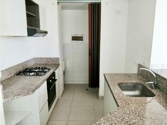 Apartamento de 2 alcobas en venta en Prado Alto, Neiva, 65 m² · foto 5 de 14