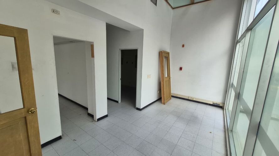Oficina en arriendo en Bolivar, Bucaramanga, 300 m² · foto 15 de 22