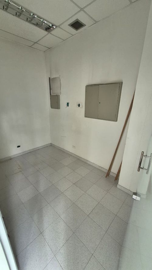 Oficina en arriendo en Bolivar, Bucaramanga, 300 m² · foto 18 de 22