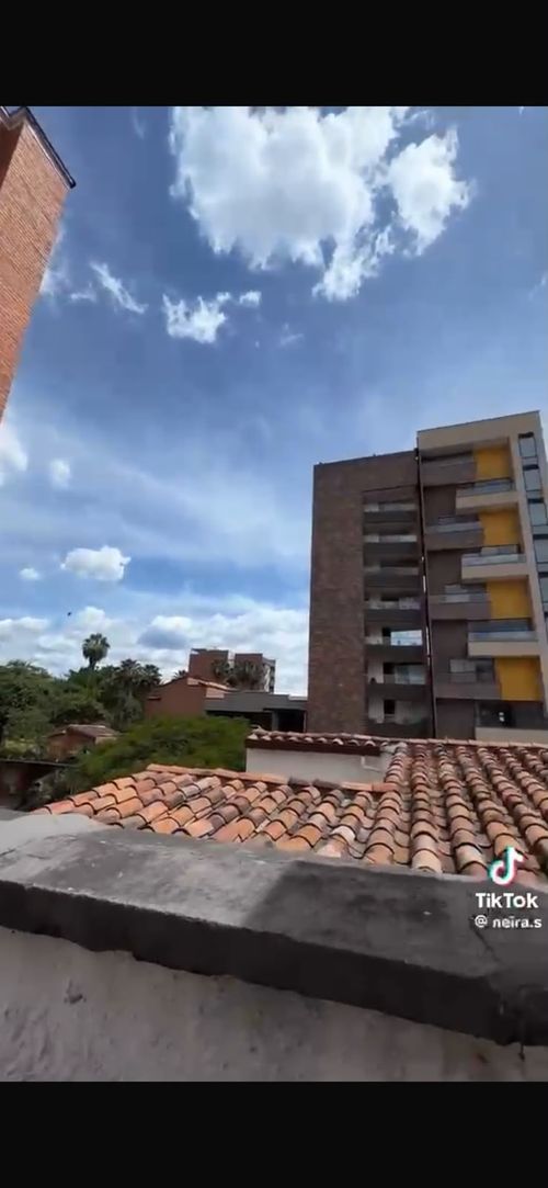 Casa de 4 alcobas en venta en Conquistadores, Medellín, 145 m² · foto 11 de 24