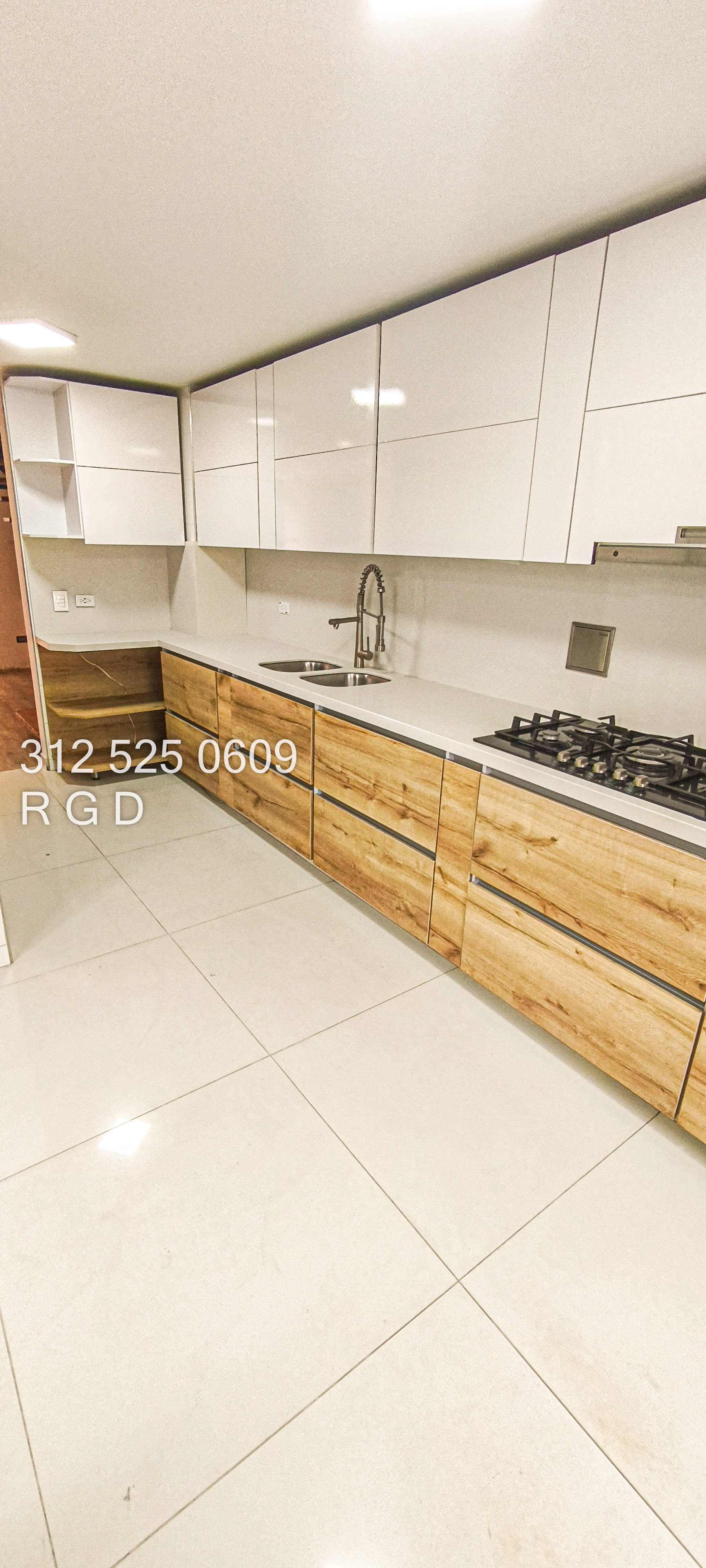 Casa en venta en La Estacion, Cajicá · foto 2 de 24