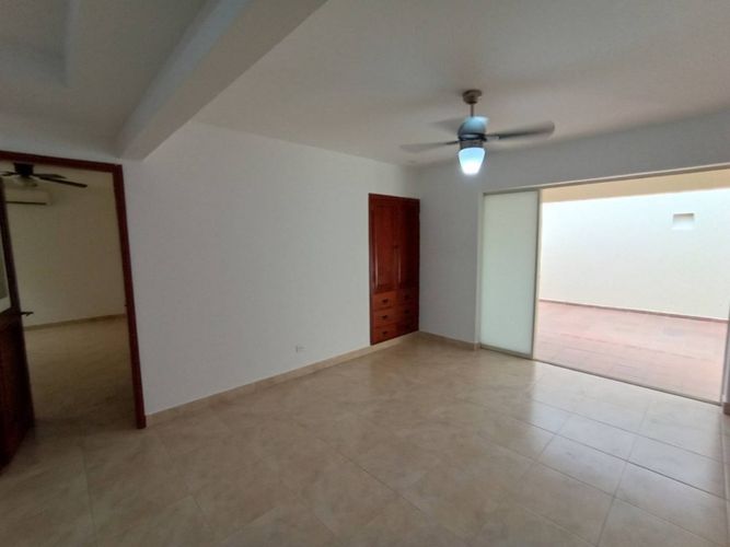 Casa de 3 alcobas en venta en Co. Portal Del Campo, Neiva, 198 m² · foto 5 de 5