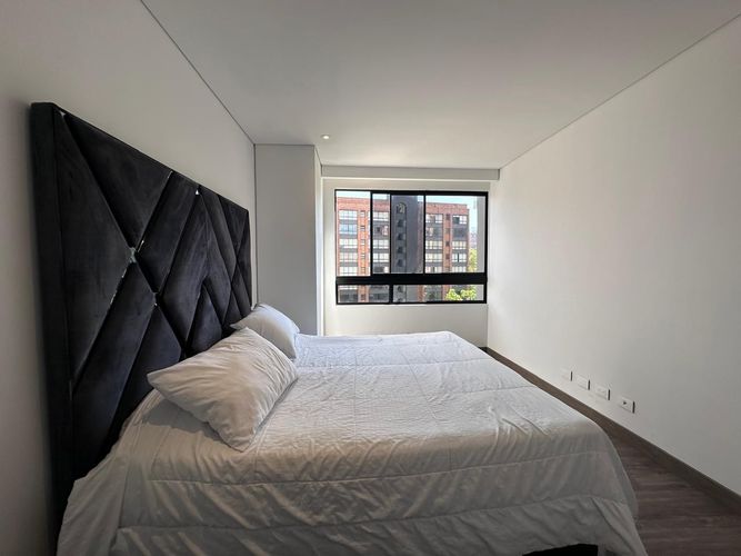 Apartamento de 2 alcobas en arriendo en El Poblado, Medellín, 95 m² · foto 12 de 19