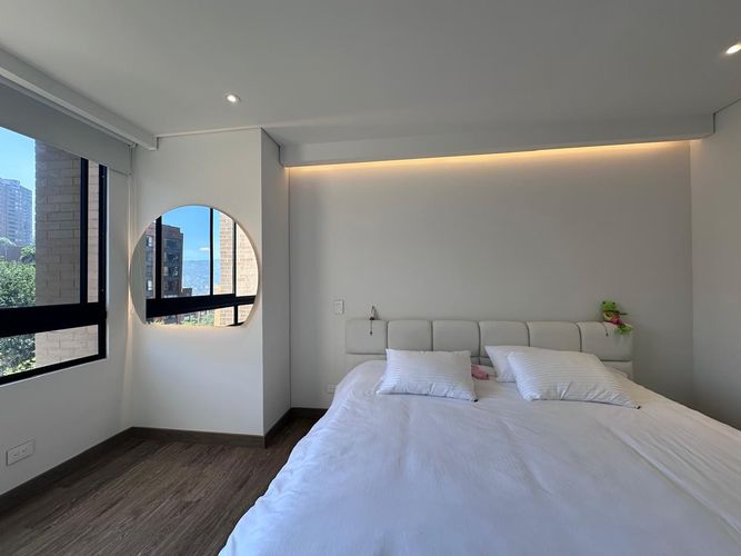 Apartamento de 2 alcobas en arriendo en El Poblado, Medellín, 95 m² · foto 13 de 19