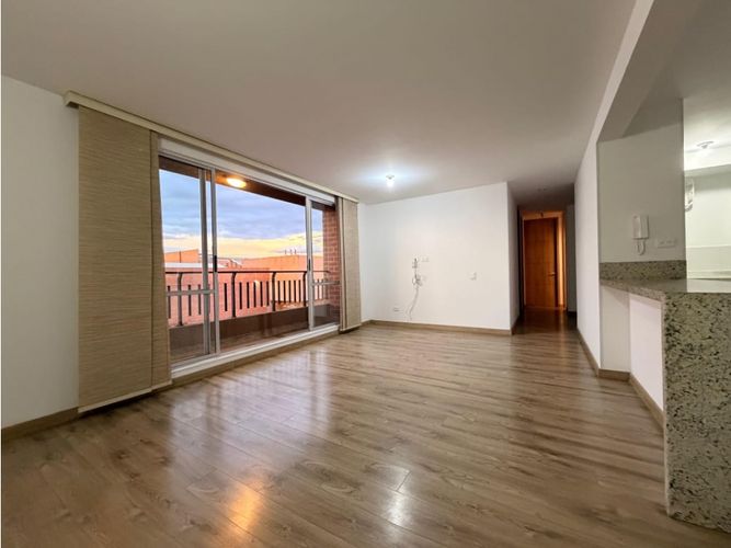 Apartamento de 3 alcobas en venta en Hacienda Casablanca El Molino, Madrid, 85 m² · foto 14 de 17