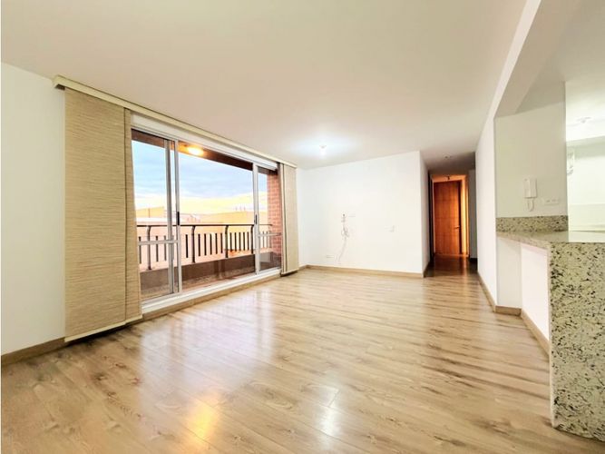 Apartamento de 3 alcobas en venta en Hacienda Casablanca El Molino, Madrid, 85 m² · foto 16 de 17
