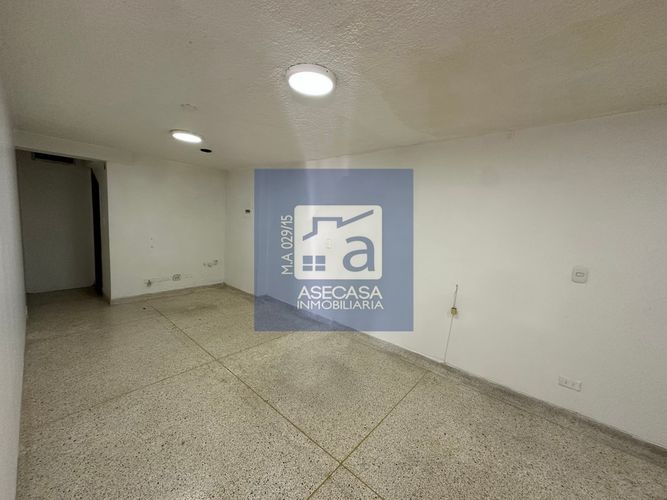 Casa de 3 alcobas en venta en Mejoras Publicas, Bucaramanga, 330 m² · foto 4 de 20