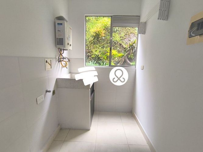 Apartamento de 3 alcobas en venta en La Hondonada, Medellín, 52 m² · foto 7 de 21