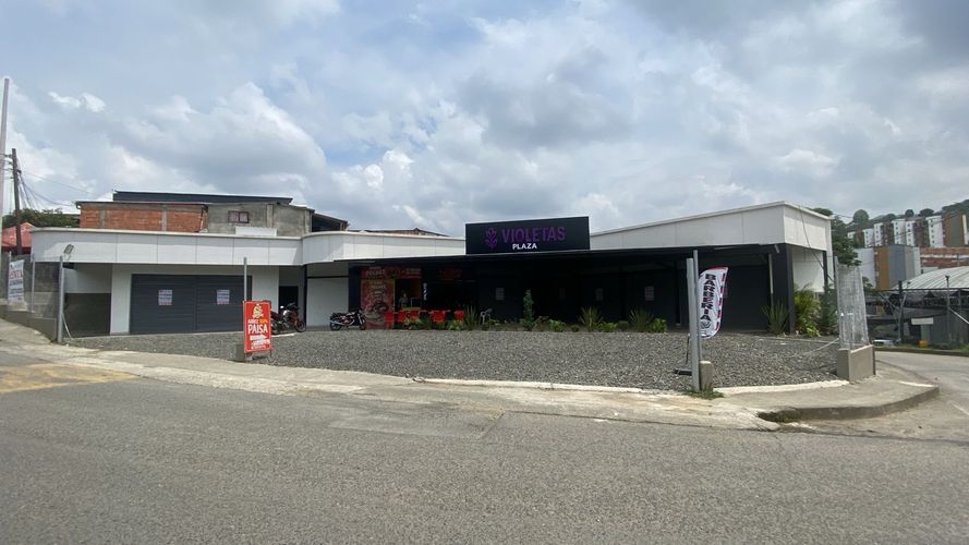 Local en venta en Los Rosales, Dosquebradas, 500 m² · foto 2 de 6