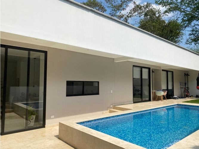 Casa de 3 alcobas en venta en Aguacatal, Cali, 310 m² · foto 8 de 8