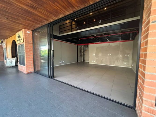 Local en arriendo en La Ceja, 88 m² · foto 2 de 15