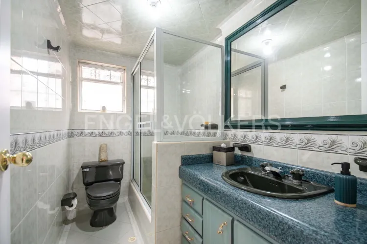 Casa de 3 alcobas en venta en Chicó Alto, Bogotá, 331 m² · foto 9 de 21