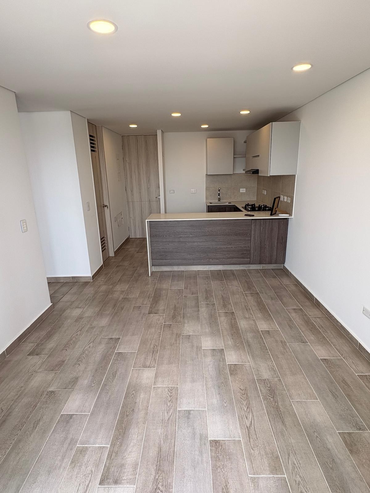 Apartamento en venta en Cr.La Castellana, Barranquilla · foto 2 de 23