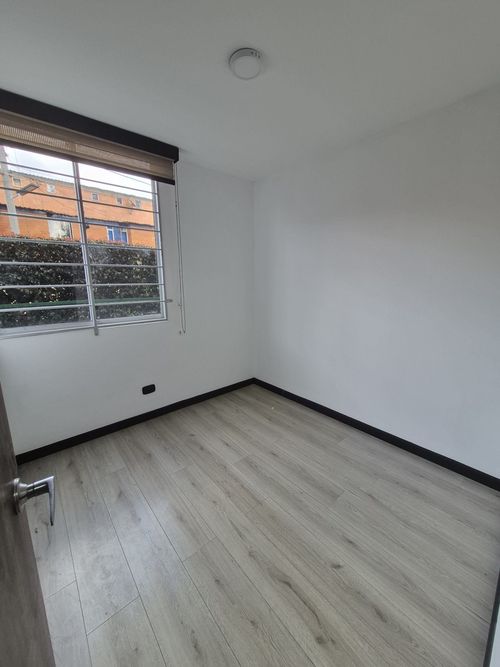 Apartamento de 2 alcobas en venta en Centro, Funza, 85 m² · foto 5 de 12
