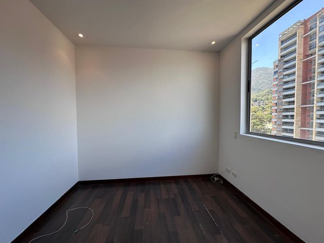 Apartamento de 3 alcobas en venta en El Poblado, Medellín, 130 m² · foto 14 de 19