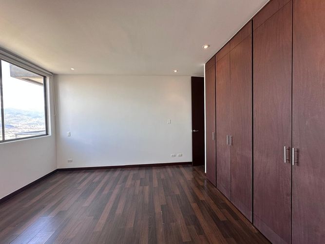 Apartamento de 3 alcobas en venta en El Poblado, Medellín, 130 m² · foto 15 de 19