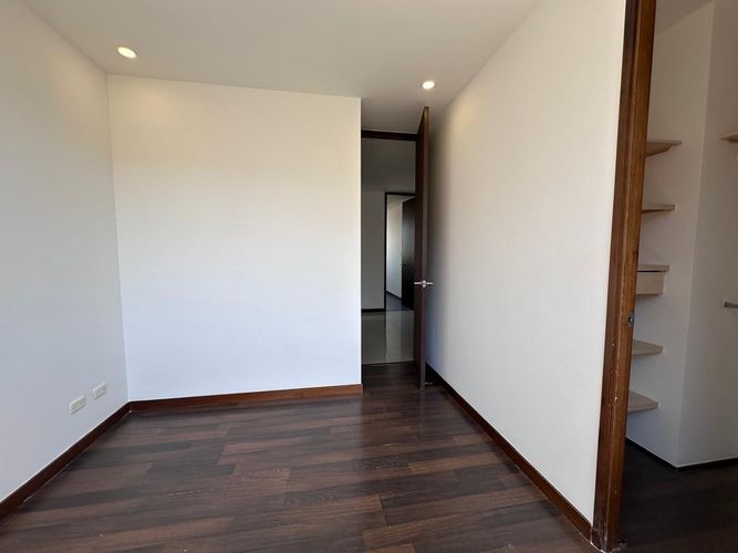 Apartamento de 3 alcobas en venta en El Poblado, Medellín, 130 m² · foto 10 de 19