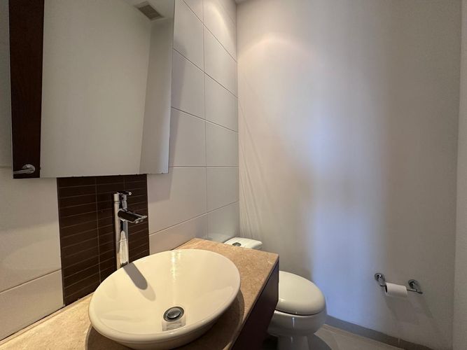Apartamento de 3 alcobas en venta en El Poblado, Medellín, 130 m² · foto 17 de 19