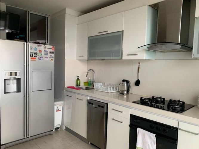 Apartamento de 3 alcobas en venta en Chico, Bogotá, 190 m² · foto 3 de 17