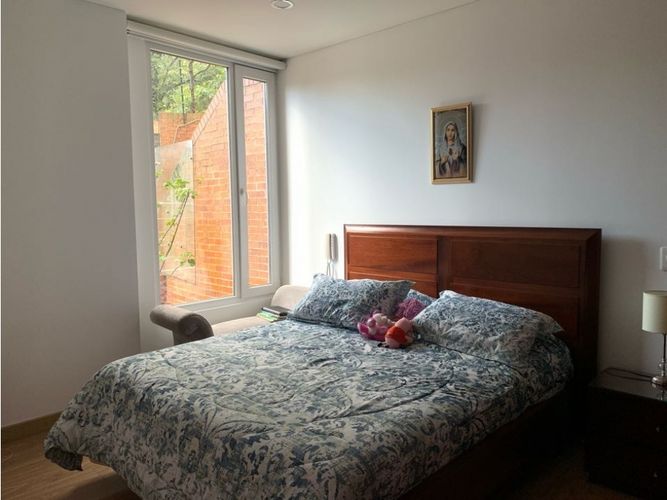 Apartamento de 3 alcobas en venta en Chico, Bogotá, 190 m² · foto 12 de 17