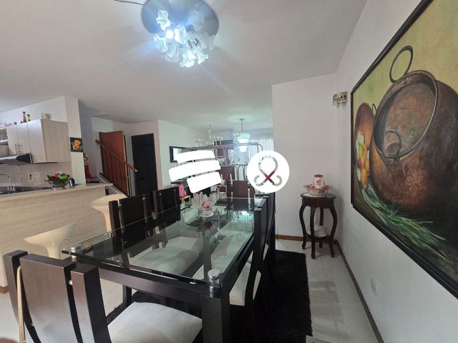 Casa de 3 alcobas en venta en Los Colegios, Rionegro, 138 m² · foto 10 de 24