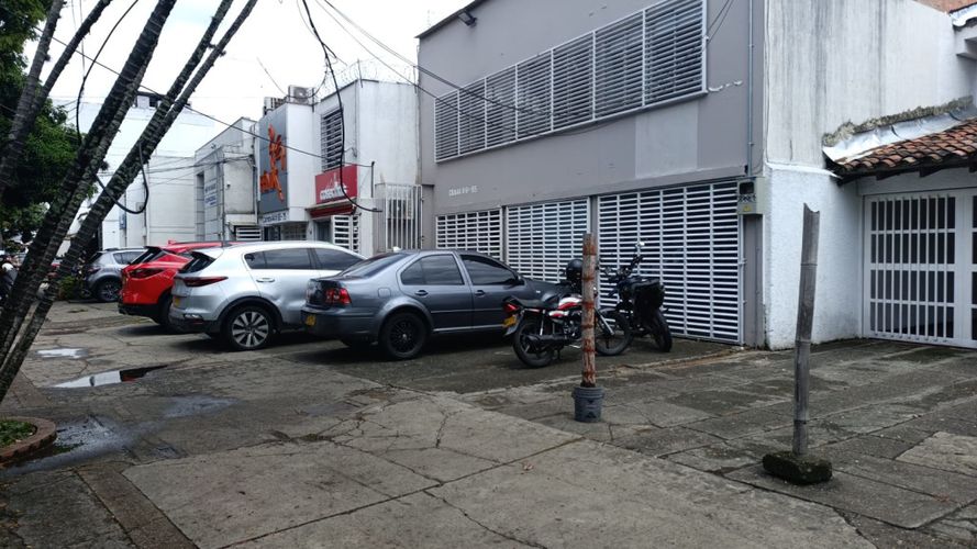 Edificio en arriendo en Tequendama, Cali, 560 m² · foto 3 de 24