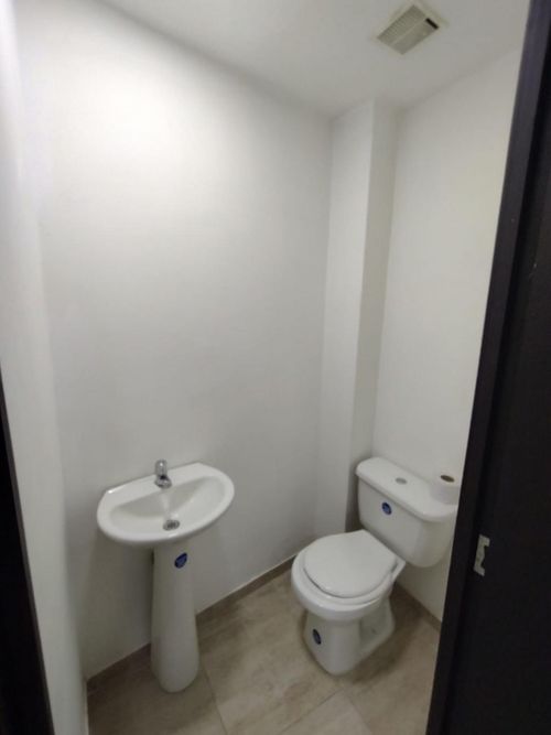 Edificio en arriendo en Tequendama, Cali, 560 m² · foto 16 de 24