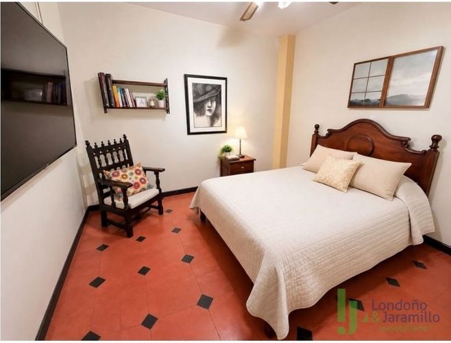 Casa de 6 alcobas en venta en Suramericana, Medellín · foto 7 de 20