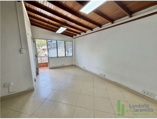 Casa de 6 alcobas en venta en Suramericana, Medellín · foto 19 de 20