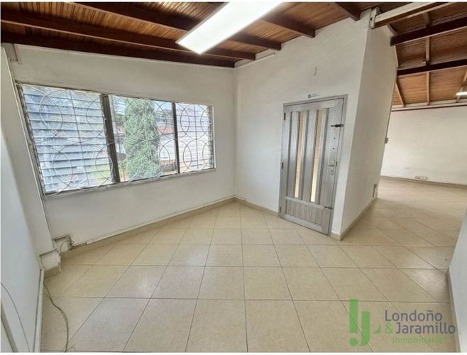 Casa de 6 alcobas en venta en Suramericana, Medellín · foto 20 de 20