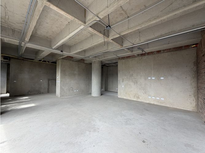Apartamento de 2 alcobas en venta en El Diamante 2, Medellín, 239 m² · foto 13 de 13