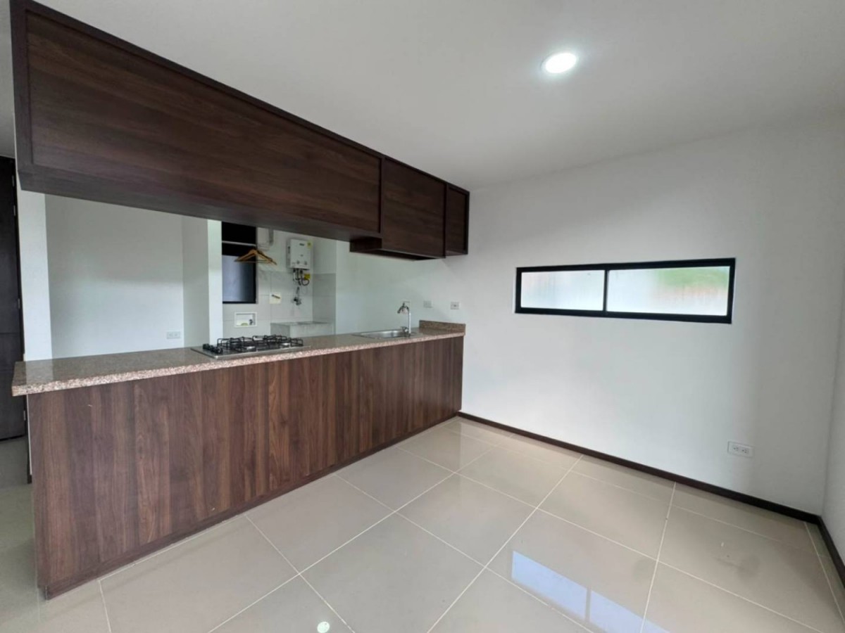 Apartamento en venta en El Carmelo Ii, Sabaneta · foto 3 de 22