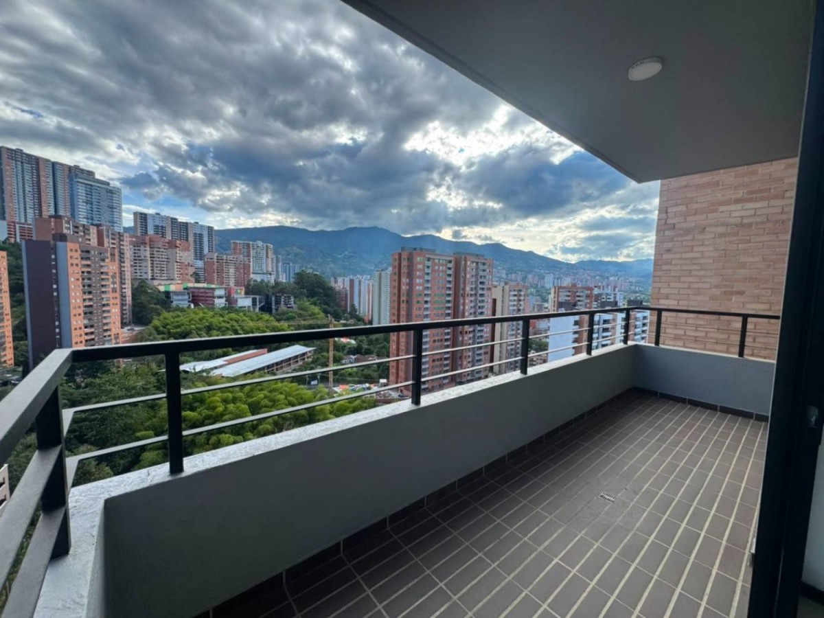 Apartamento en venta en El Carmelo Ii, Sabaneta · foto 12 de 22