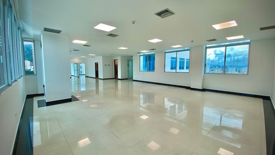 Local en venta en Antonia Santos Centro, Bucaramanga, 168 m² · foto 9 de 10