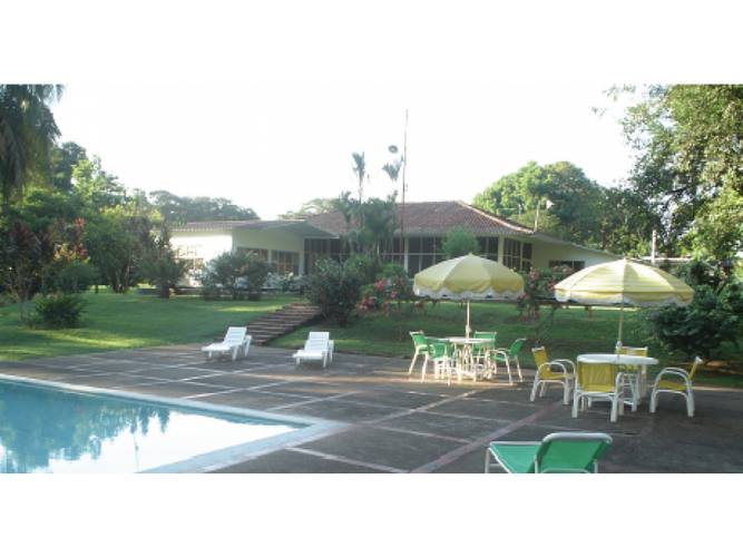 Finca en venta en Alto De Pompeya, Villavicencio, 500 m² · foto 2 de 17