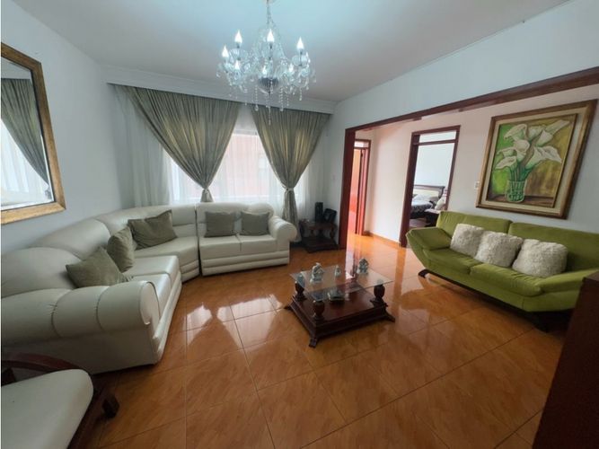 Apartamento de 8 alcobas en venta en Santa Rita, Cali, 400 m² · foto 6 de 23