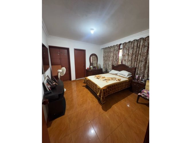 Apartamento de 8 alcobas en venta en Santa Rita, Cali, 400 m² · foto 17 de 23
