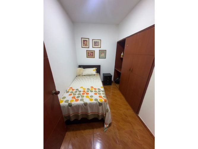 Apartamento de 8 alcobas en venta en Santa Rita, Cali, 400 m² · foto 19 de 23