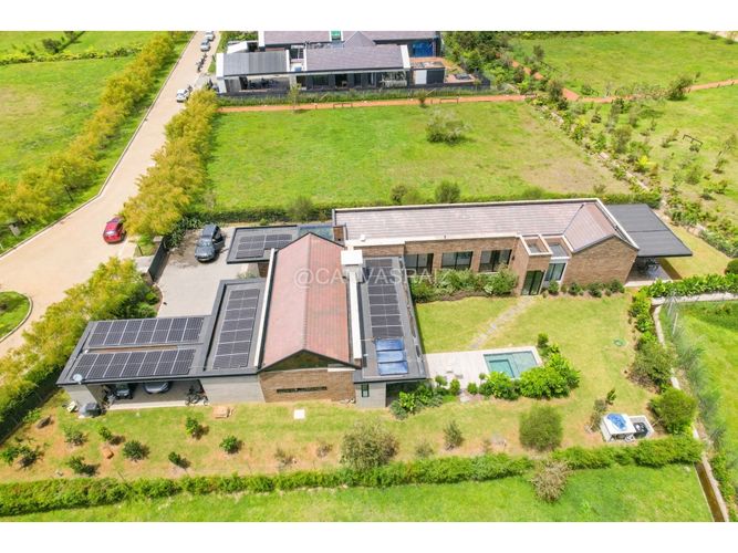 Casa de 3 alcobas en venta en Llano Grande, Rionegro, 460 m² · foto 18 de 24