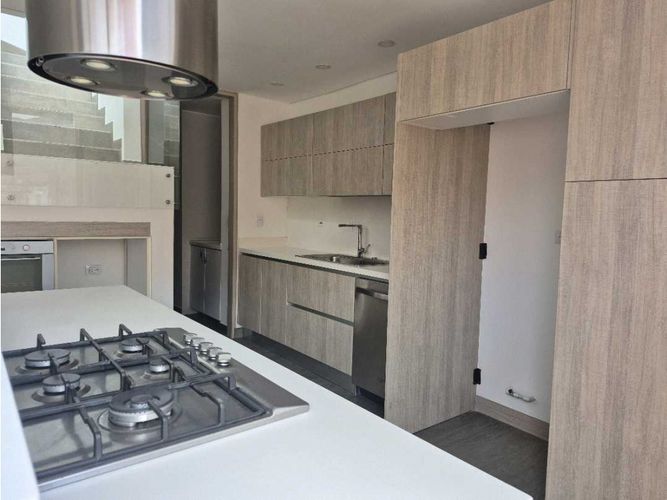 Apartamento de 3 alcobas en venta en Santa Paula, Bogotá, 124 m² · foto 6 de 18