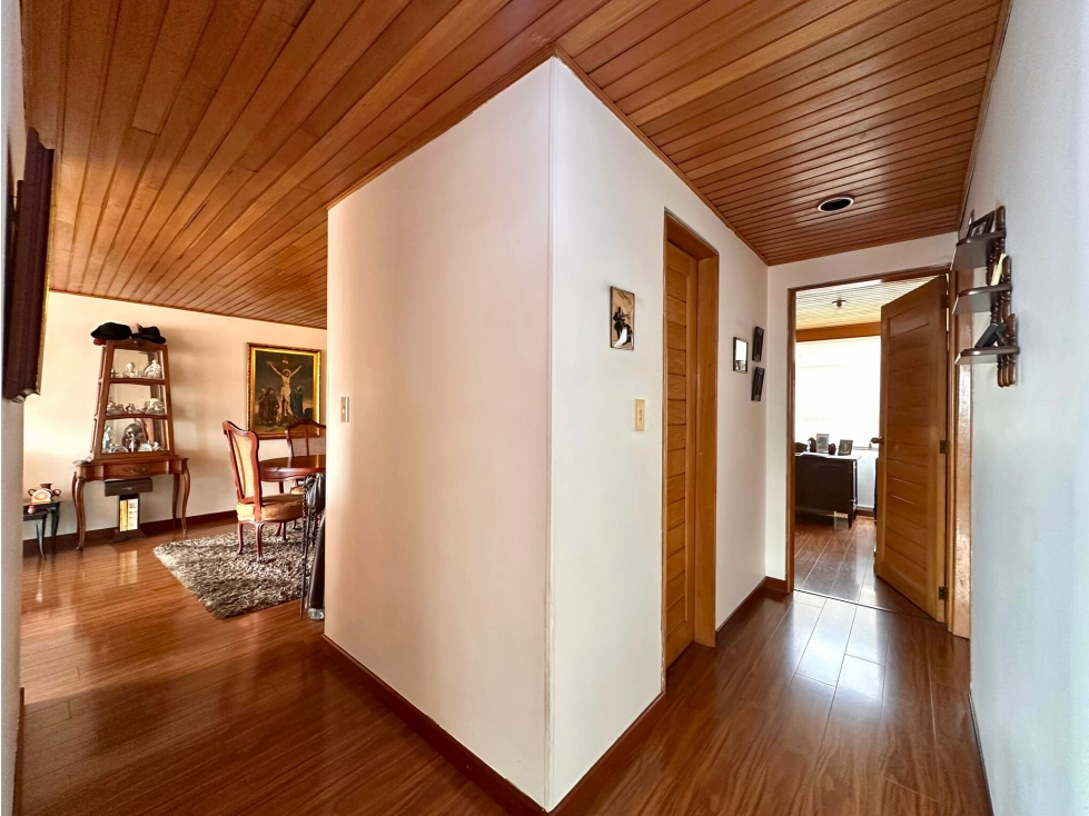 Apartamento en venta en Santa Barbara, Bogotá · foto 8 de 20