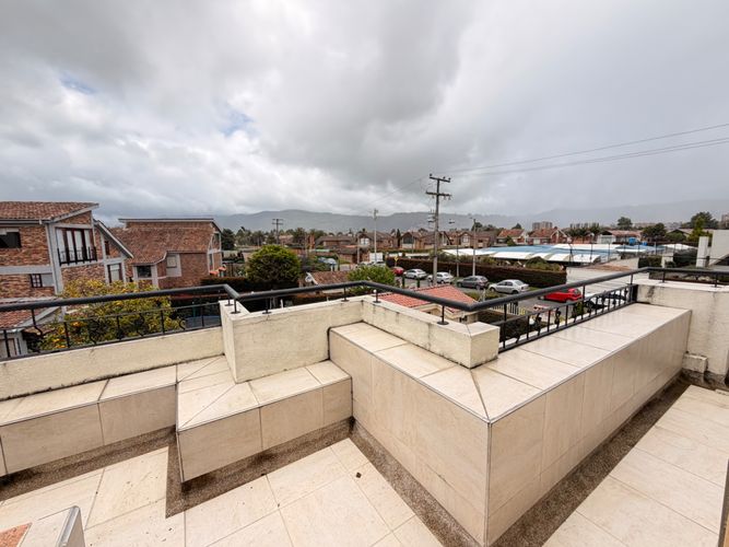 Casa de 5 alcobas en venta en San Jose De Bavaria, Bogotá, 194 m² · foto 24 de 24