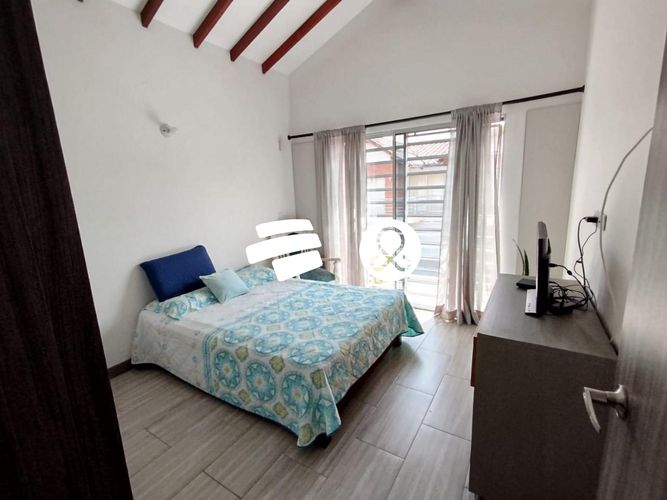 Casa de 3 alcobas en venta en La Ceja, 145 m² · foto 6 de 9